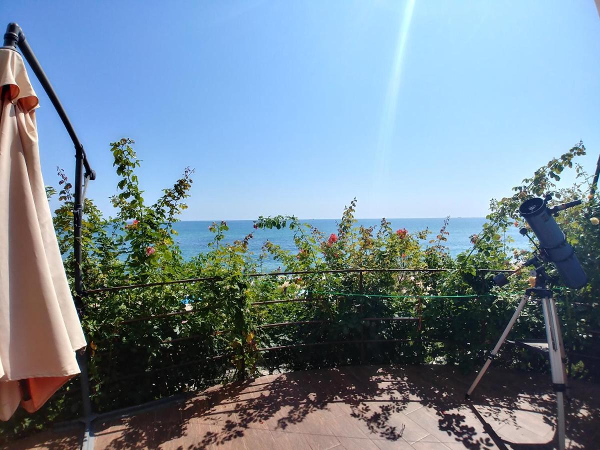 Котеджі На Приватному Пляжу - Совіньон 2024 Odessa Esterno foto