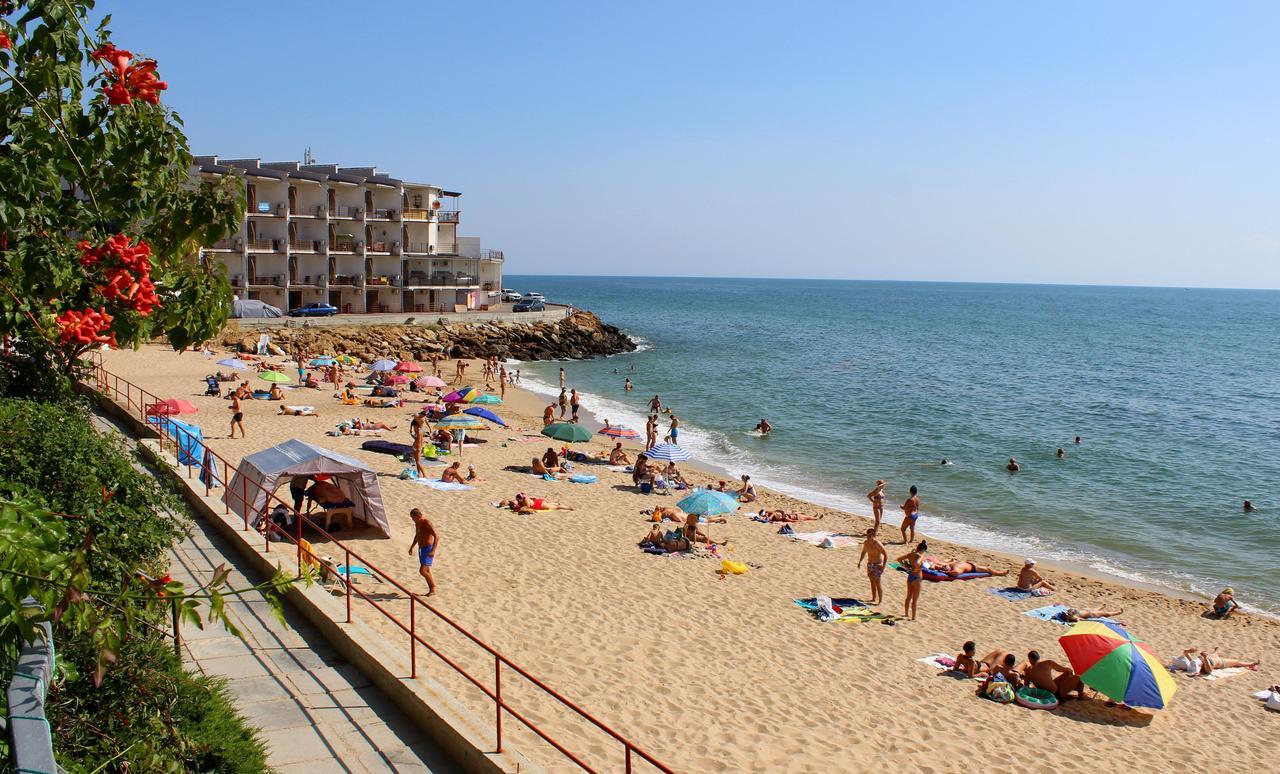 Котеджі На Приватному Пляжу - Совіньон 2024 Odessa Esterno foto